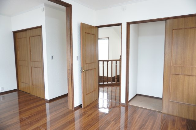 越谷市大字大道 中古戸建の洋室