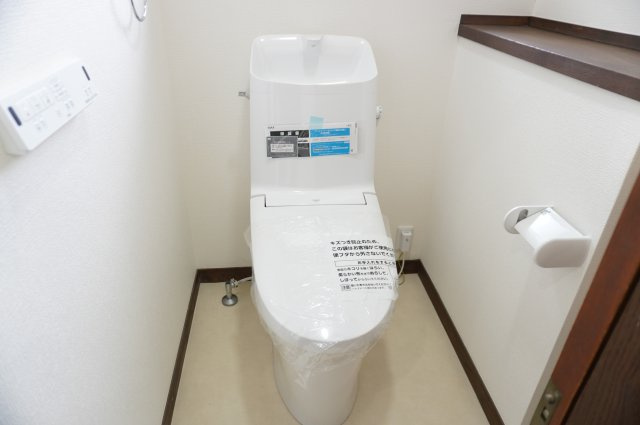 越谷市大字大道 中古戸建のトイレ|2階