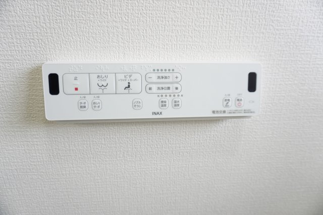 越谷市大字大道 中古戸建のトイレ