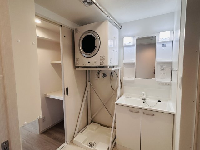 TREVO Noixの洗面所