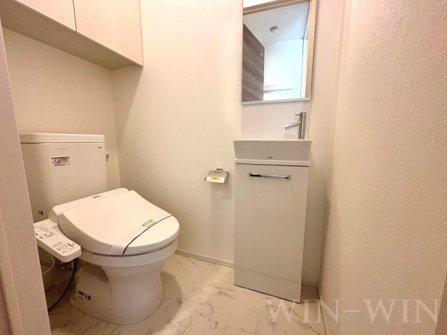 ビラ賀殿のトイレ|イメージ（同建物内・同間取りの写真）