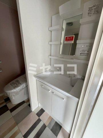 新大阪GHビルの洗面所