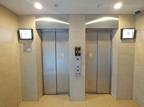 シャリエ新大阪のその他共用部分|◆エレベーター２基完備！待ち時間のストレス軽減♪点検中で困ることがありません！