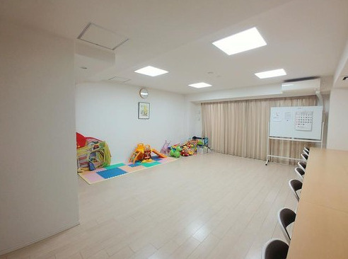 シャリエ新大阪のその他共用部分|◆共用部分にはキッズスペースがございます！雨の日はマンション内でお子様が遊べます♪