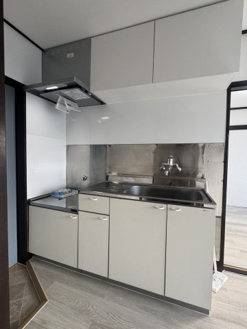 松島四丁目マンションのキッチン|2口ガスコンロ設置可能