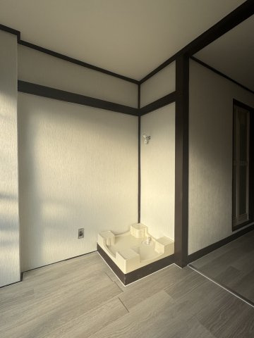 松島四丁目マンションの設備|室内洗濯機置場