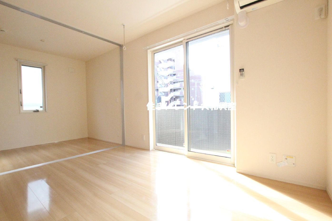 ファーストステージ小田急相模原の居間・リビング