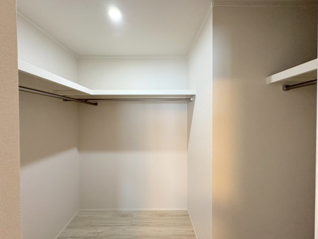 新築戸建　岐阜市朝霧町　全2区画分譲の収納|■ウォークインクローゼット　■ヤマダ不動産　株式会社リライフ　
■夢のマイホーム購入をフルサポートします！