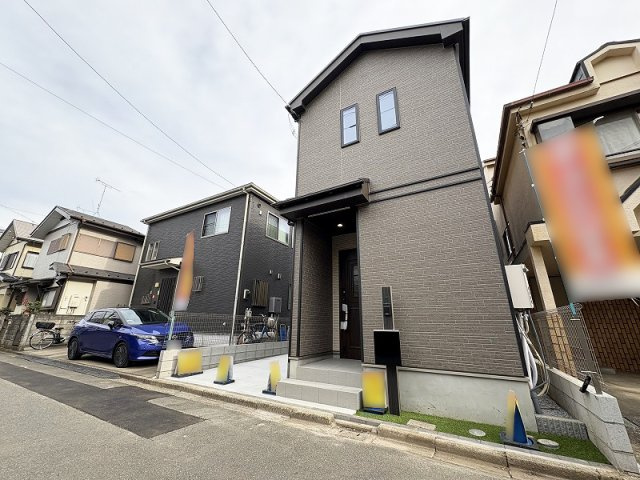 【外観】 | 新座市野寺2丁目　新築一戸建住宅　全1棟　(保谷店) | 小学校徒歩5分、中学校徒歩8分の近さなのでお子様の通学も安心。