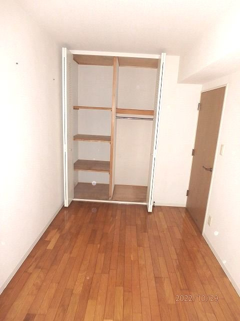 川越ニューシティいせはら リバーサイド壱番街２号棟の洋室