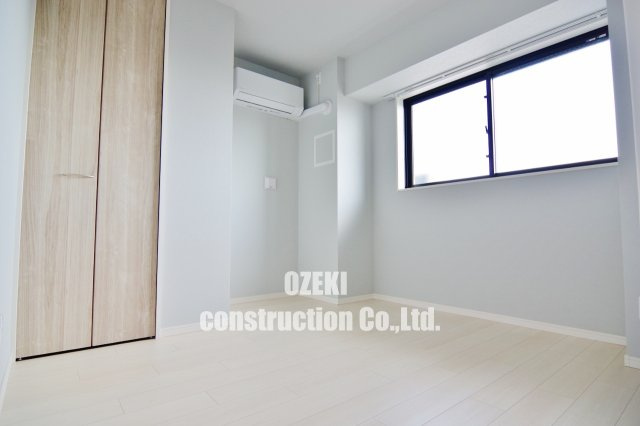 フェリチタ越谷駅前の洋室