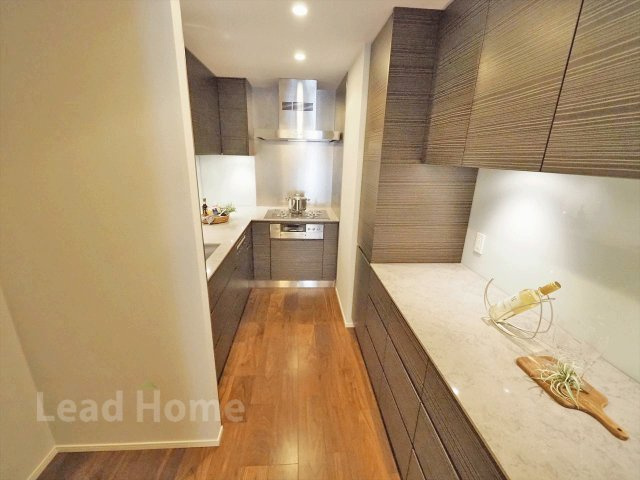 【キッチン】 | ザ・パークハウス渋谷南平台　