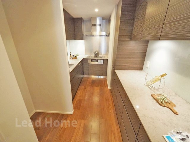 【キッチン】 | ザ・パークハウス渋谷南平台　