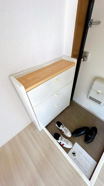 モンシャトー小金井成和の玄関