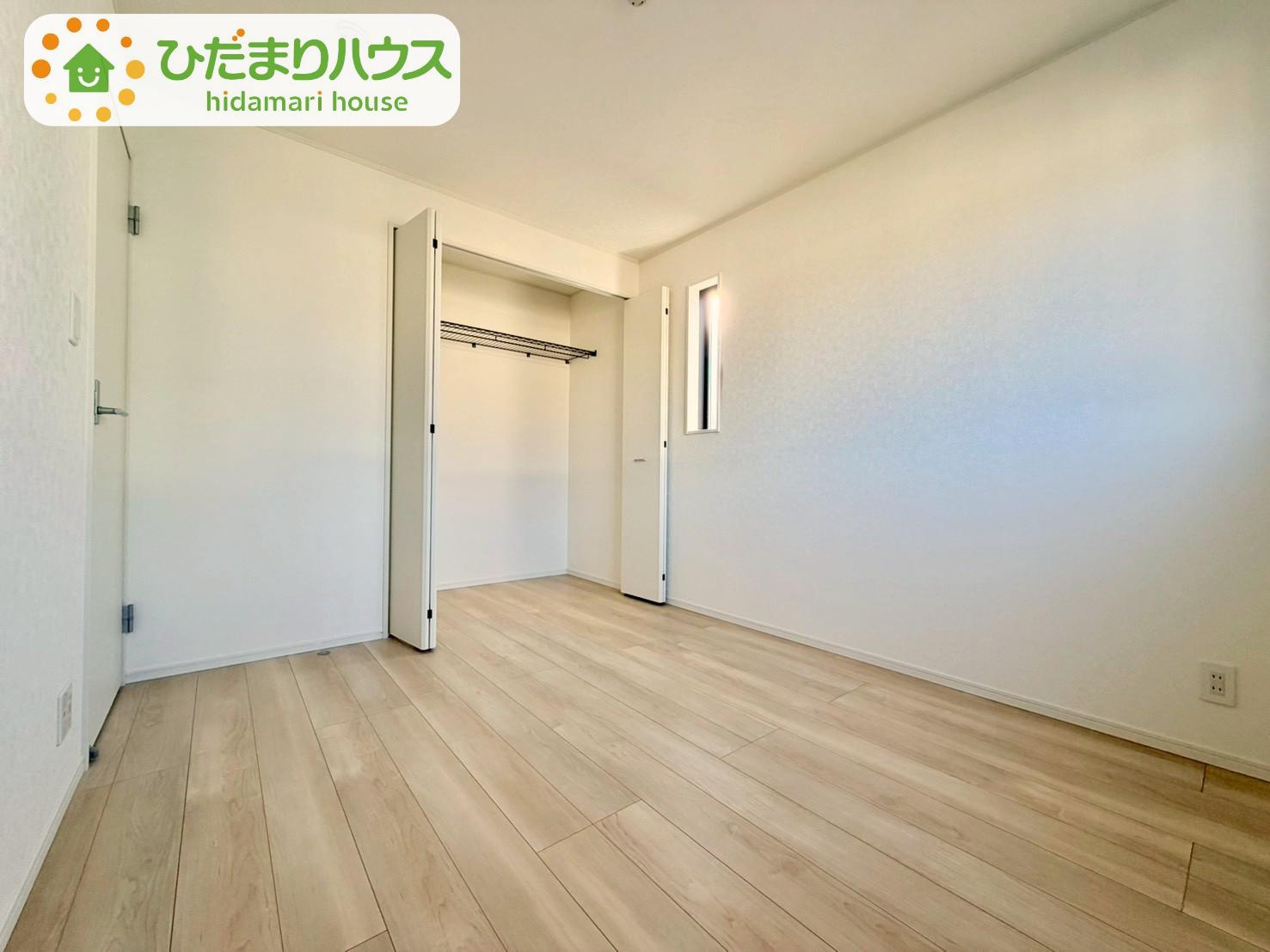 野田市尾崎第16　新築戸建　5号棟の洋室|全室にクローゼットが付いていて、お部屋の住空間もスッキリ広々つかえそうです(^^)/							
