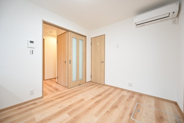 方南一丁目戸建の居間・リビング