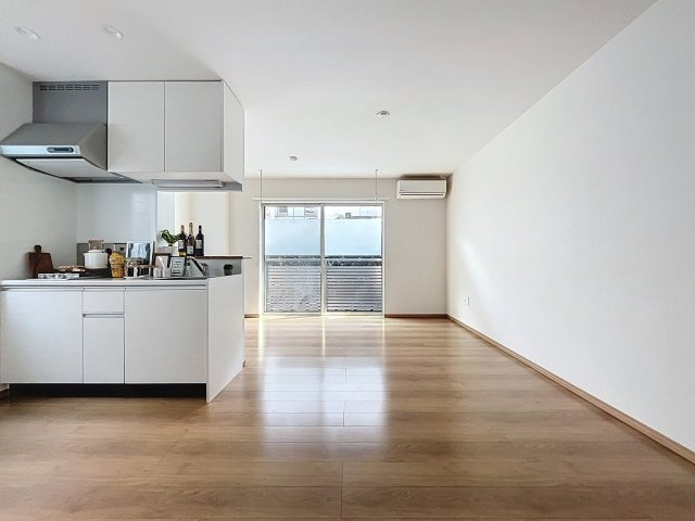 リテラス目黒三丁目の居間・リビング|※家具・小物はイメージです