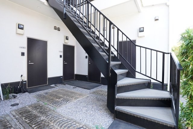 WATEI久我山のエントランス