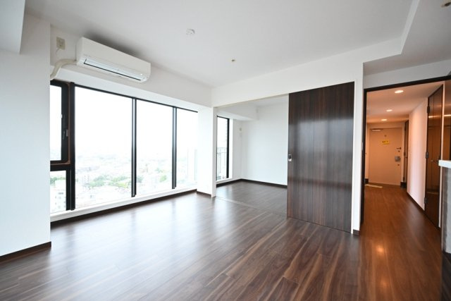 シティタワー大泉学園の居間・リビング