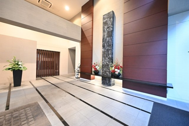 シティタワー大泉学園のエントランス