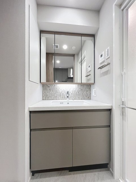 ピアース銀座レジデンスの独立洗面台