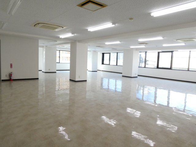 第6宝光ビルの内装