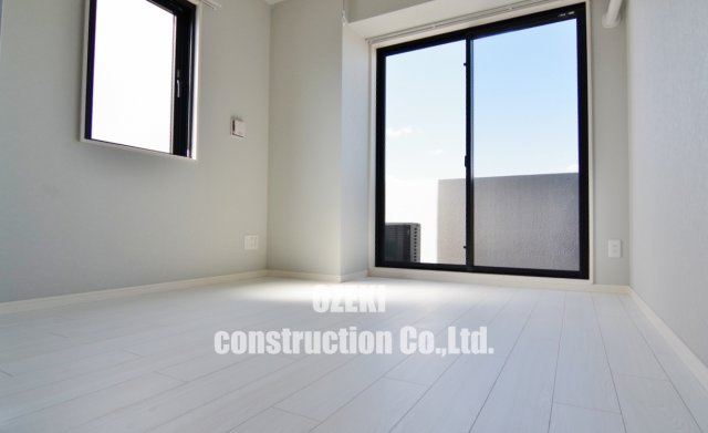 フェリチタ越谷駅前の居間・リビング