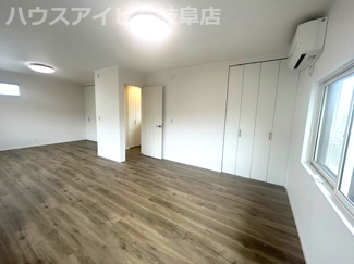 【洋室】 | 岐阜市河渡！築47年のお家を劇的大改造！家族みんなでくつろげる広々リビング3LDK！ | 岐阜市河渡！築47年のお家を劇的大改造！家族みんなでくつろげる広々リビング3LDK！