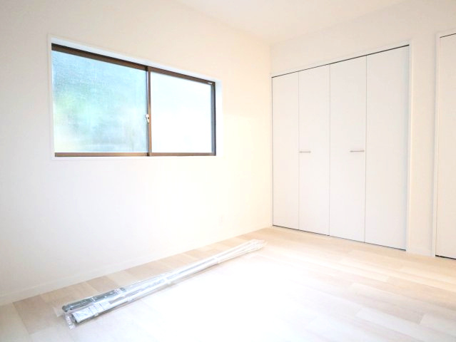 南グランドの洋室