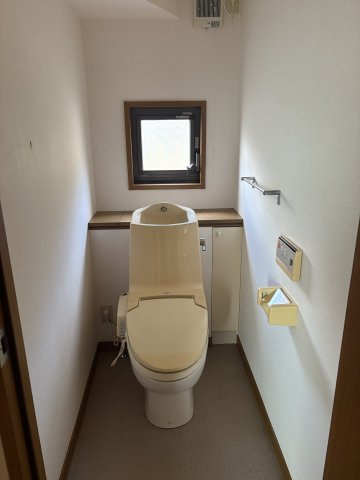 鹿島町下蔵持字沢目 中古一戸建てのトイレ