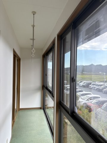 鹿島町下蔵持字沢目 中古一戸建てのランドリースペース