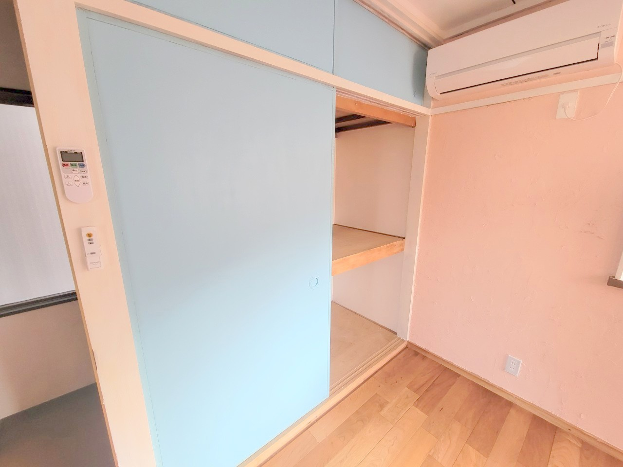 山崎新町戸建の収納