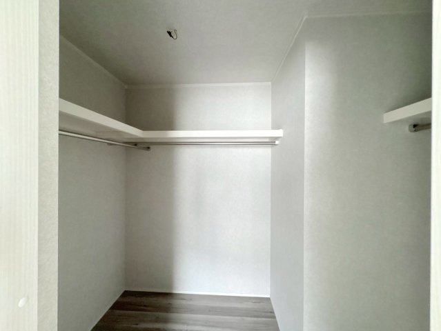 新築戸建　岐阜市朝霧町　全2区画分譲の収納|■ウォークインクローゼット　■ヤマダ不動産　株式会社リライフ　
■夢のマイホーム購入をフルサポートします！