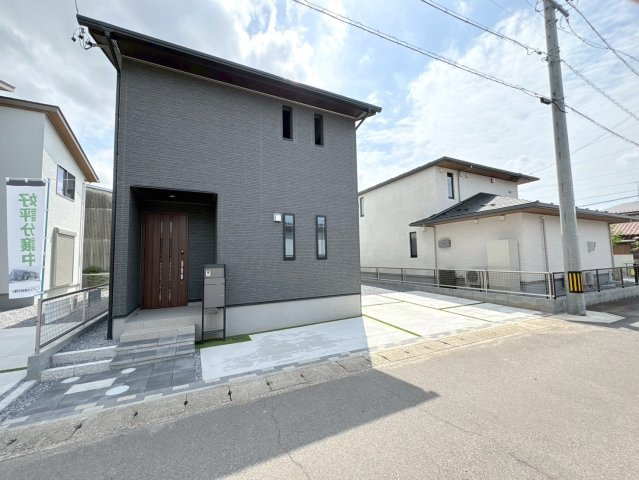 新築戸建　岐阜市朝霧町　全2区画分譲の外観|■外観写真
■YAMADA電機の　ヤマダ不動産　株式会社リライフ　
いつでもお問合わせ下さい。