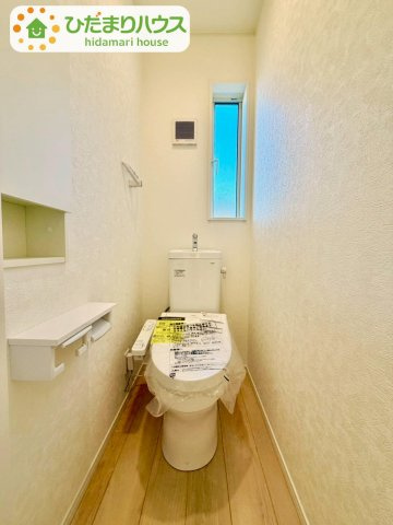 野田市尾崎第16　新築戸建　6号棟のトイレ|トイレは1F、2F共に完備！取り合いになることがありませんね(^^)/							
