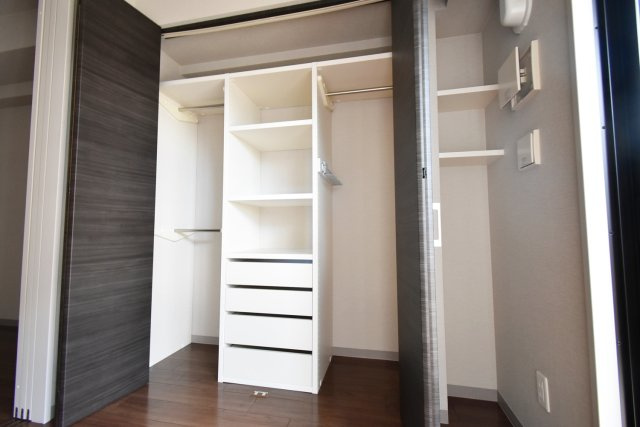 西宮北口プライマリーワン ガーデンテラスの収納