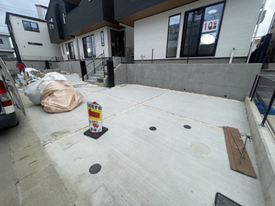 【駐車場】 | 沖縄市美里6丁目（全9棟）10号棟 | 10号棟　並列駐車2台完備♪