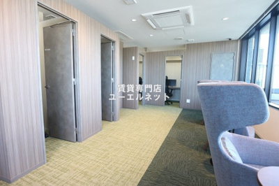 【その他共用部分】 | WORVE吹田江坂 | 共用部にあるワークスペースもご利用いただけます◎