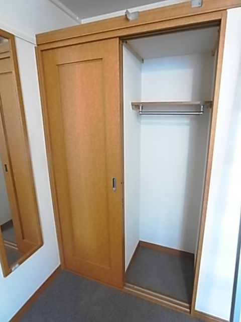 レオパレス堤MN　Ⅰの収納