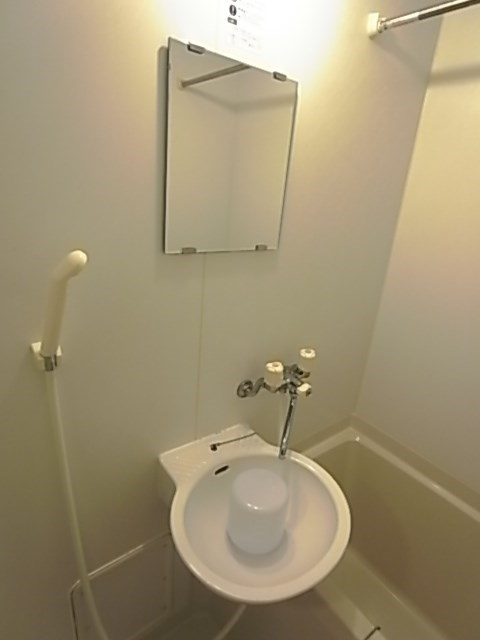 レオパレス堤MN　Ⅰの洗面所