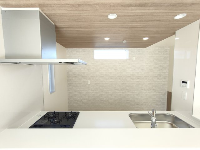 【BLOOMING GARDEN】　加須市久下1丁目　2期　全1邸の前面道路含む現地写真|北東側約6m公道
2025年10月撮影