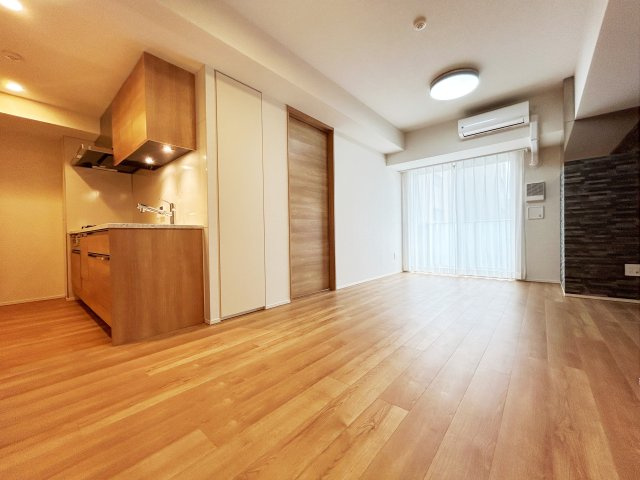 【居間・リビング】 | Brillia上野Garden