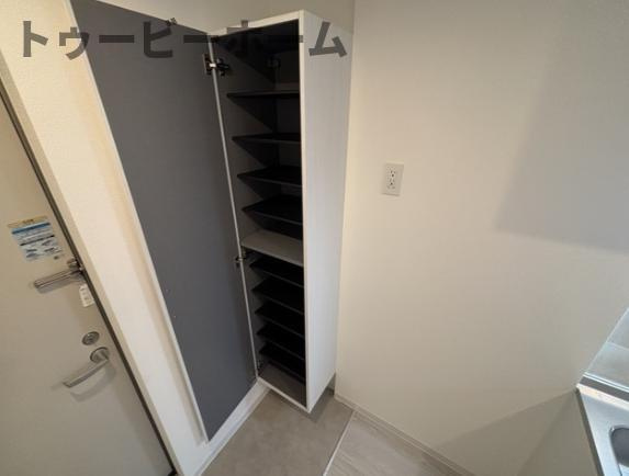 ジーメゾン所沢下安松アリアの収納|ちょっとした収納スペースも充実しています
