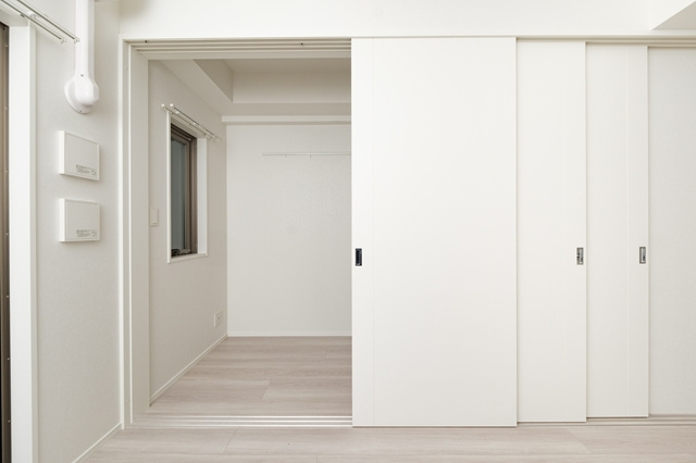 エンクレスト博多PARKSIDEの居間・リビング|ゆったりとした居間です