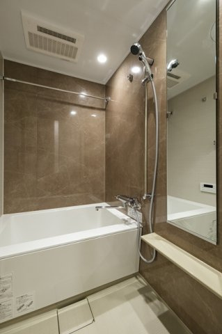 エンクレスト博多PARKSIDEの洗面所|コンパクトで使いやすい洗面所