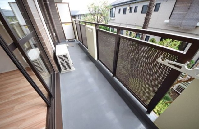 ガーデンハウス千歳船橋のバルコニー