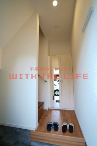 アメニティ諏訪野【キャッシュバック対象物件】の玄関|きれいな玄関です