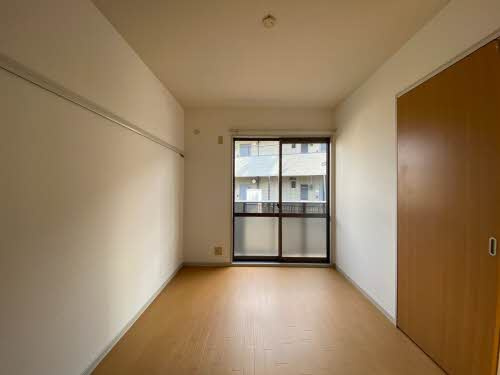 ハッピープレイス Ｃ|ハッピープレイス Ｃ 101号-3