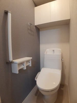 【トイレ】 | ボナ・フォルトゥーナ | ゆったりとした空間のトイレです