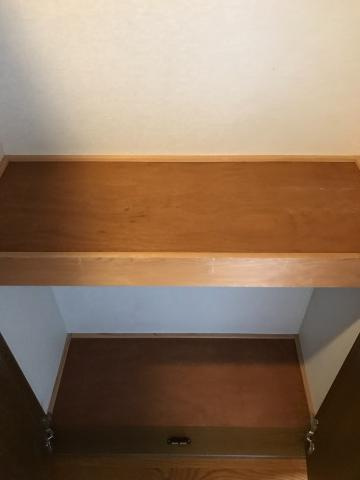 コーポイマージュＡ棟の玄関|パントリー